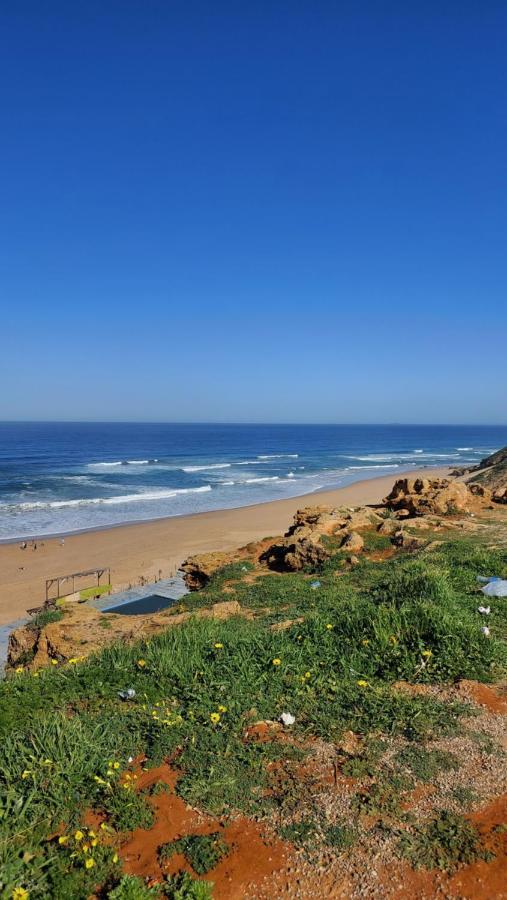 Appartement Avec Piscines, Vue Sur Mer Et Acces A La Plage A Achakar Hill, Tanger. Exterior foto