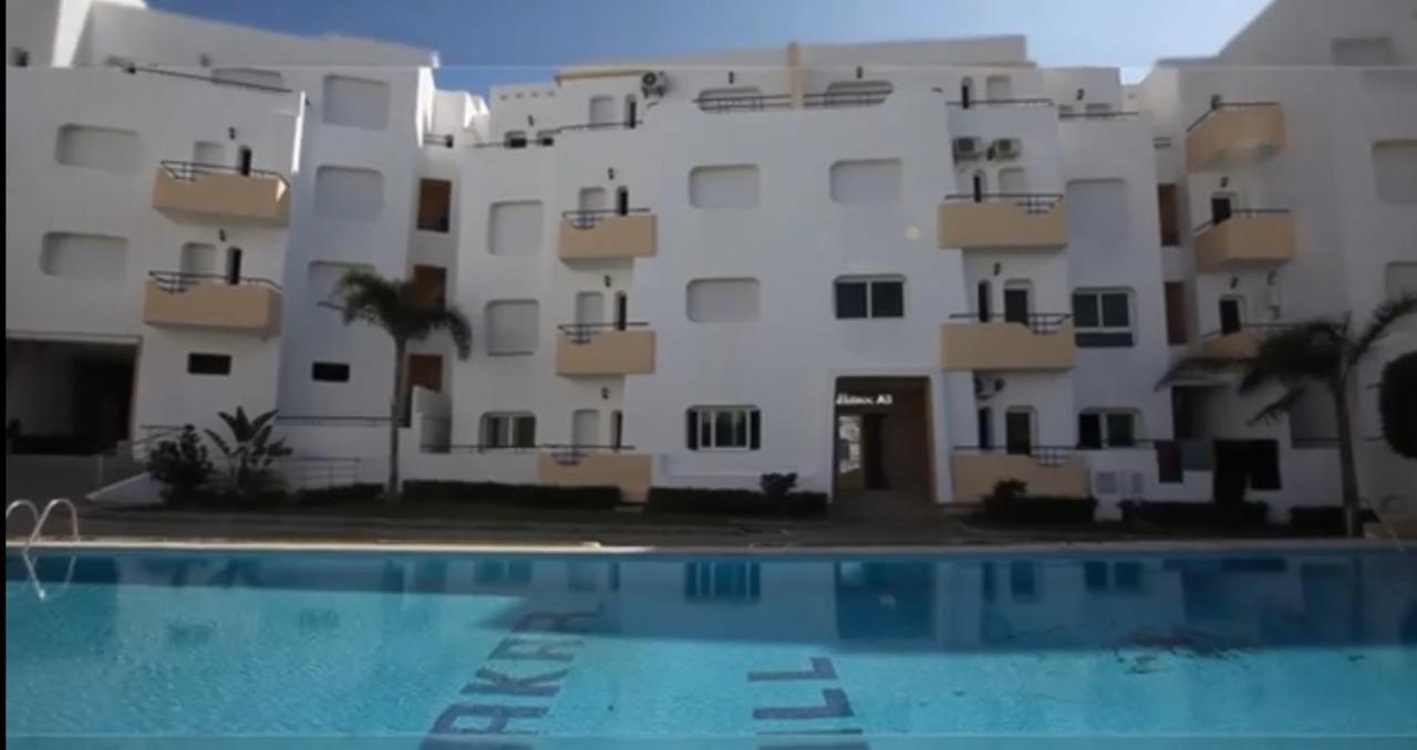 Appartement Avec Piscines, Vue Sur Mer Et Acces A La Plage A Achakar Hill, Tanger. Exterior foto