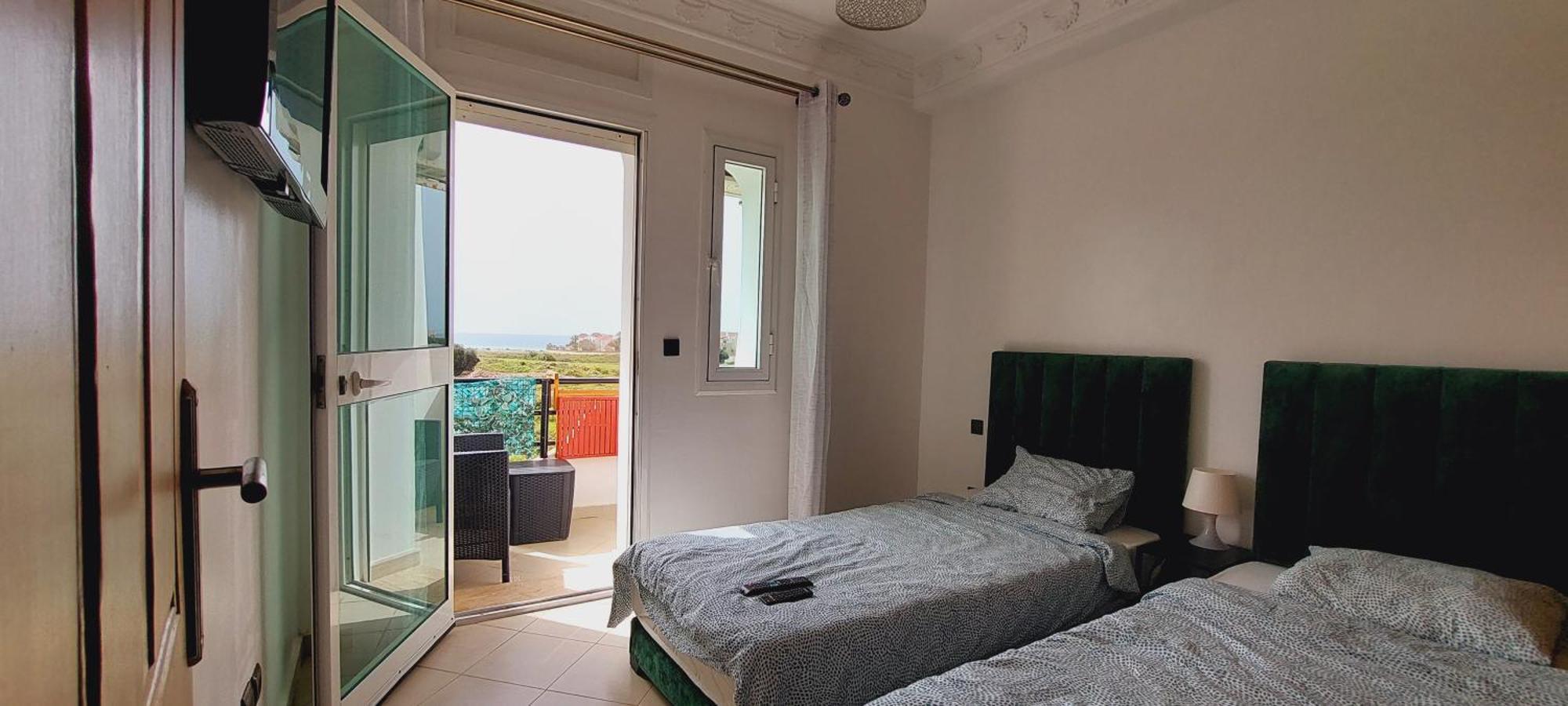 Appartement Avec Piscines, Vue Sur Mer Et Acces A La Plage A Achakar Hill, Tanger. Exterior foto